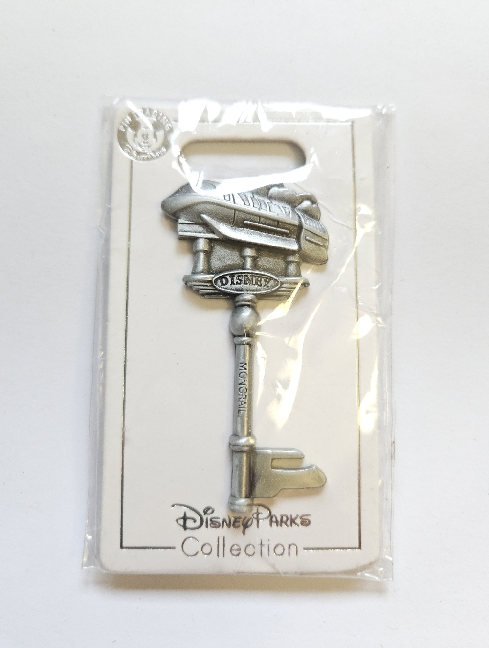 Disney Parks - Key to the Magic Passholder Set 2012 Monorail - Pin Brooch